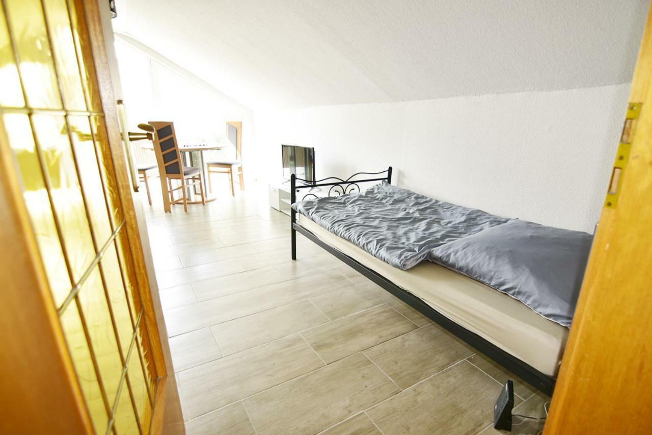 Apartment Köln Porz Zimmer foto